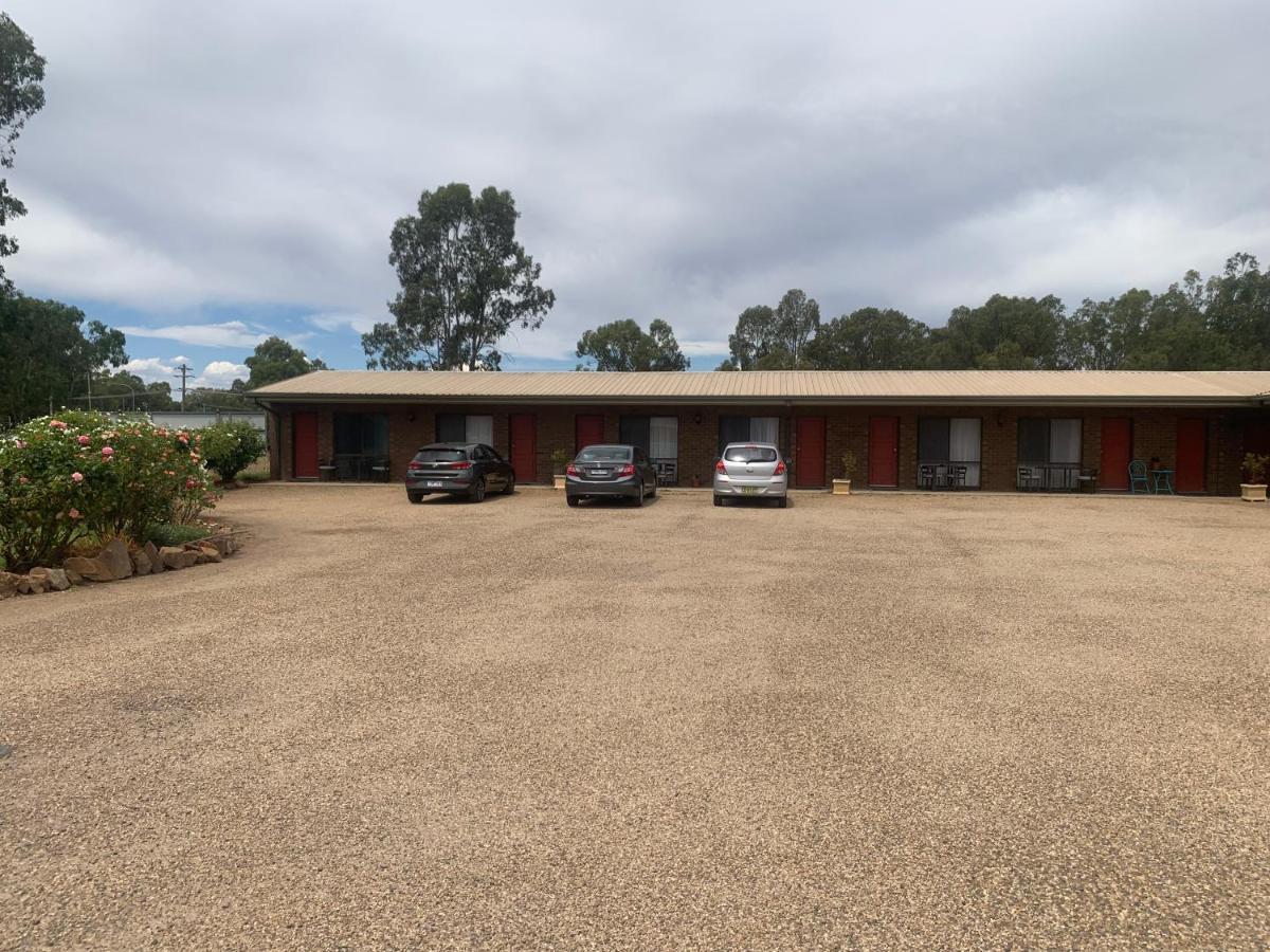 Newell Motor Inn Narrandera Eksteriør bilde