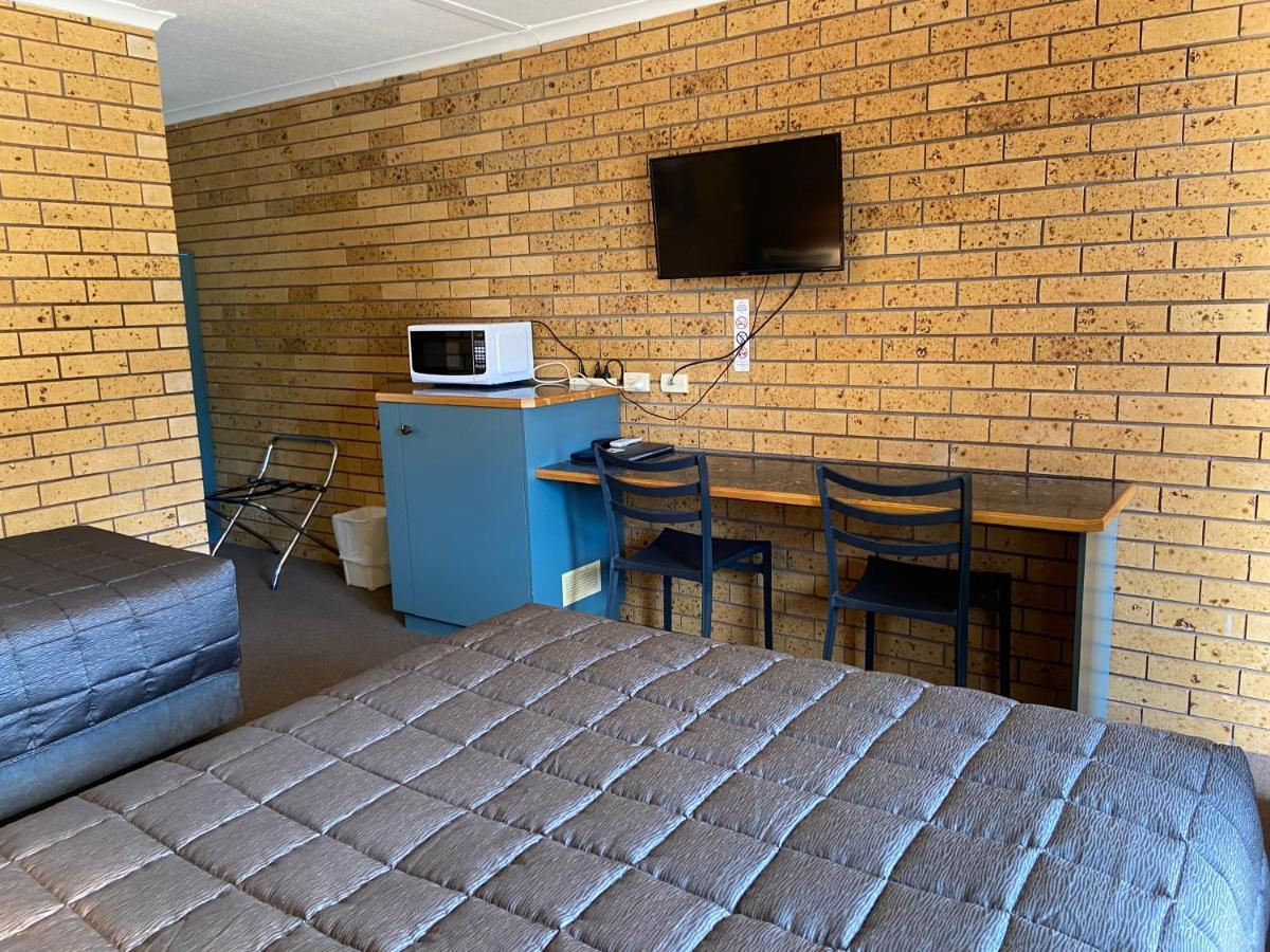 Newell Motor Inn Narrandera Eksteriør bilde