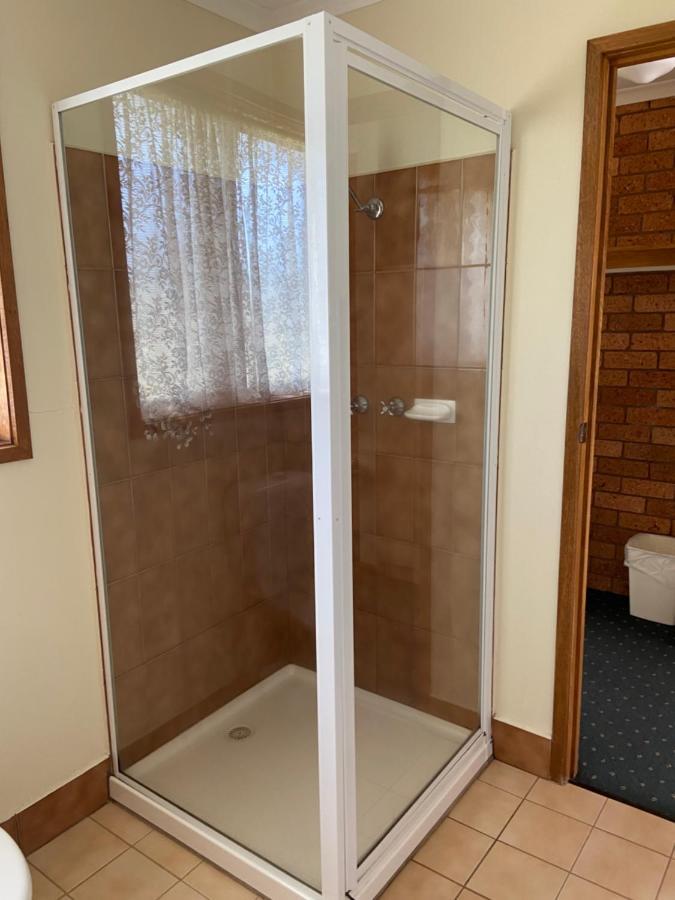 Newell Motor Inn Narrandera Eksteriør bilde